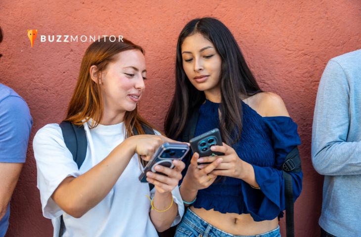 o que é social listening