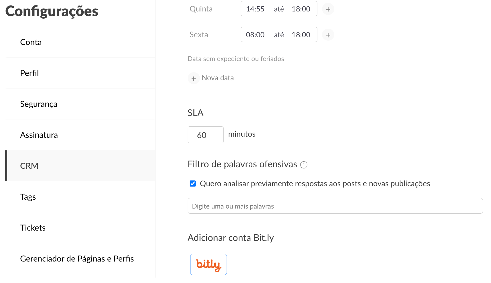 Configurações de CRM da Buzzmonitor com o botão para adicionar uma conta Bitly